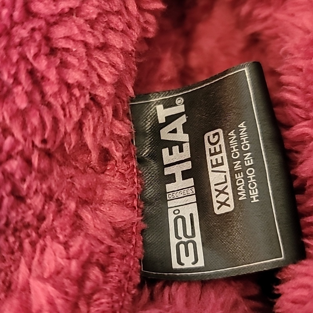 Extremely Soft & Warm Top - Picture 5 of 9